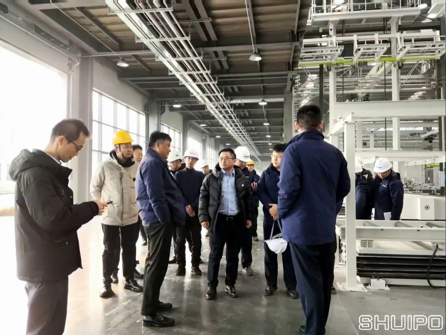 中联重科总公司到重庆视察水泊生产线18